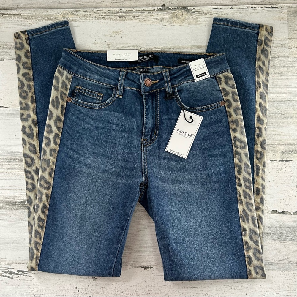 JUDY BLUE Leopard Panel Mid Rise Skinny Fit NEW Blue Jeans 27